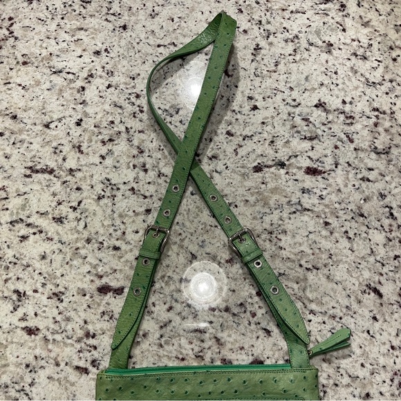 Donald J Pliner Green Ostrich Leather Crossbody Made In Italy Zip Closure silver - Picture 6 of 12